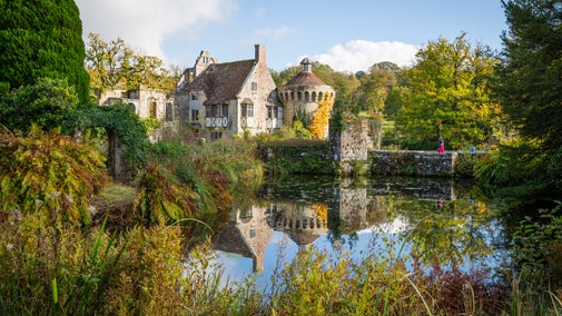 autumn, autumnal, Britain, British,England, English, GB, Great Britain, Great British, scotney castle, Kent, leaf, leaves, outdoor, outside, South East, South East Region, UK, United Kingdom, visiting, visitor